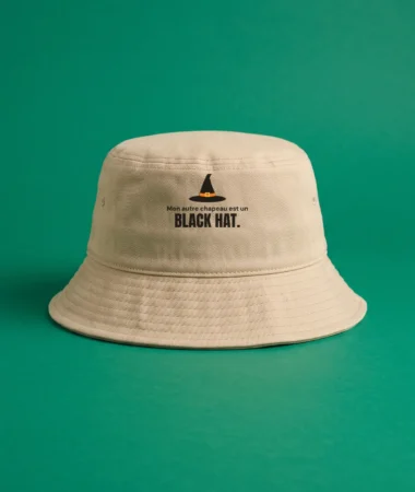 Mon autre chapeau est un black hat – Casquettes, bobs, bananes et tabliers