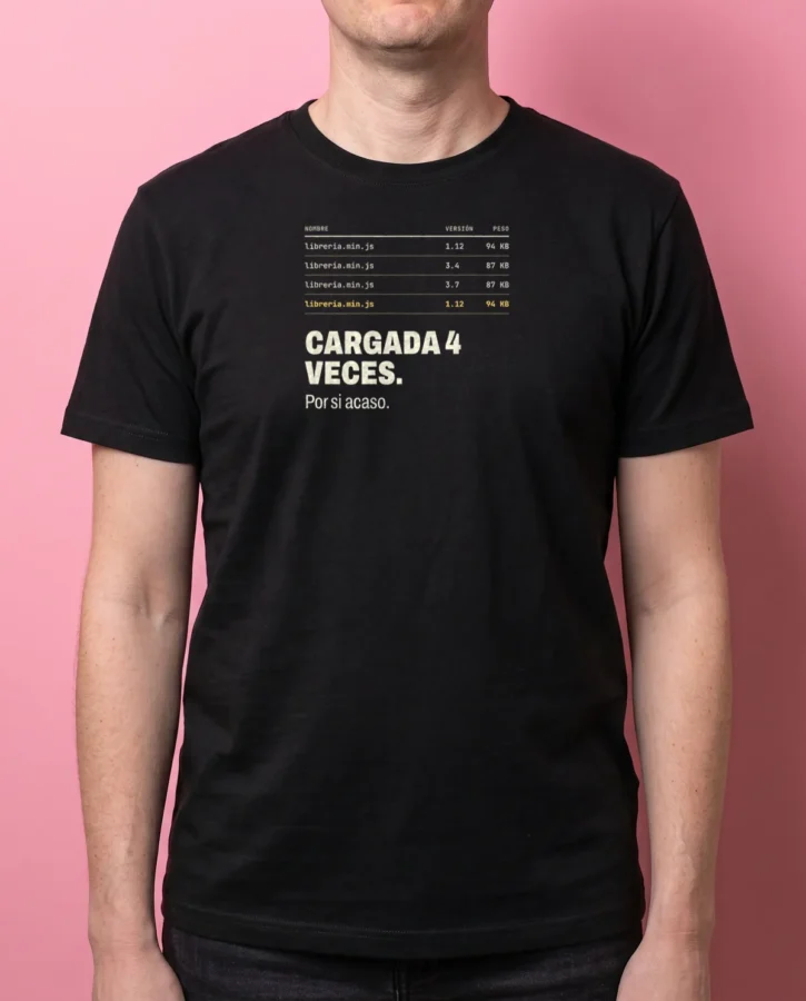Cargada 4 veces – Camisetas