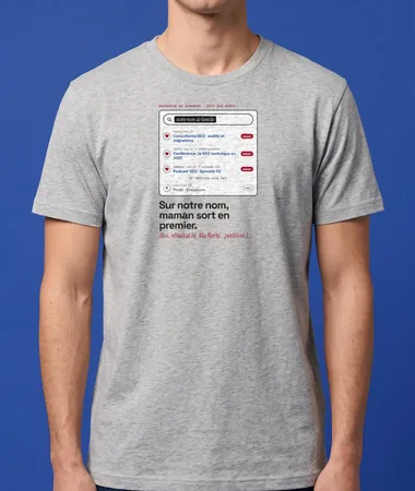 Sur notre nom de famille, maman sort en premier – T-shirts